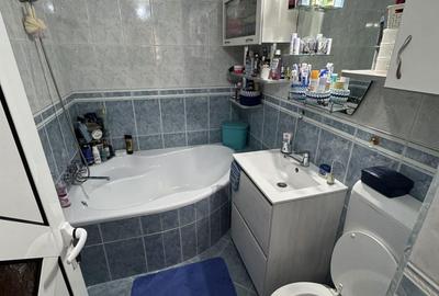 Apartament cu 2 camere decomandat în Carpați 2 - 6