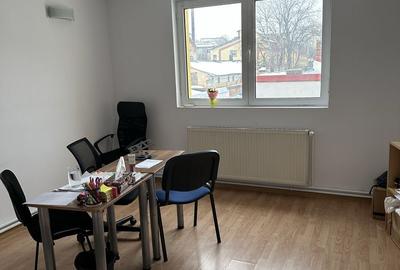 Casă cu 4 camere cu Teren 365 Mp în Exterior Vest - 3