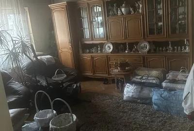 APARTAMENT 4 CAMERE-MALL VITAN-DECOMANDAT-2 BAI-2 BALCOANE-REABILITAT - 1