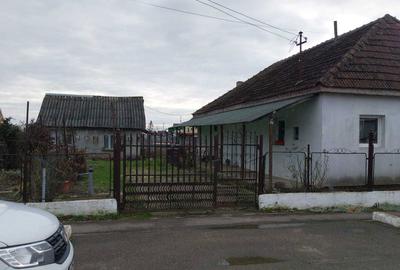 Casă cu 3 camere în Gherța Mică - 1