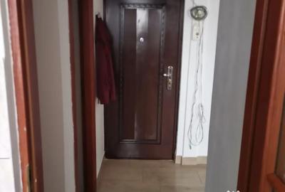 Garsonieră decomandată în Poarta 6 - 4