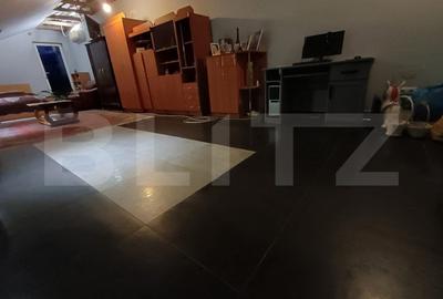 Casă cu 5 camere cu Garaj în Central - 15