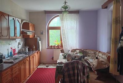 Casă individuală cu 5 camere cu Canalizare în Copou - 3