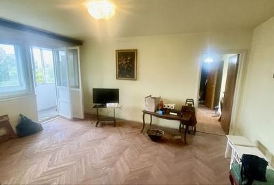 Apartament cu 3 camere semidecomandat, mobilat în Drumul Taberei - 1