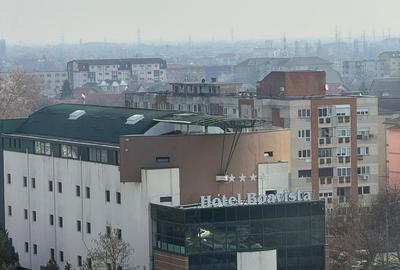 Apartament cu 3 camere semidecomandat în Complex Studențesc - 8