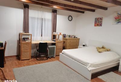 Casă cu 5 camere cu Teren 1000 Mp în Aninoasa - 8