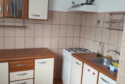 Casă cu Teren 200 Mp în Gojdu - 1