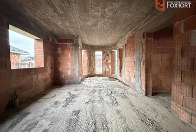 OPORTUNITATE - Casa individuala la rosu, teren de 851 mp in Peciu Nou - 5