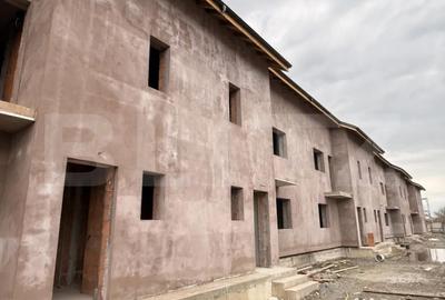 Casă cu 4 camere cu Teren 252 Mp în Rudului - 12