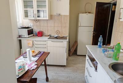 Apartament cu 3 camere decomandat în Sala Palatului - 8