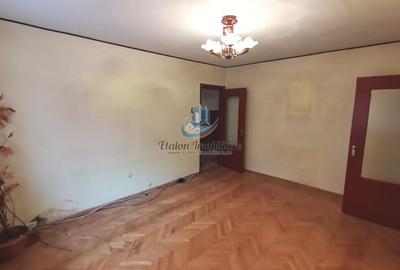 Apartament 3 camere semidecomandat, zona centrala, Piatra Neamt - 6