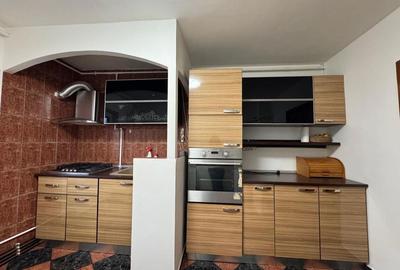 Apartament cu 2 camere decomandat în Central - 3