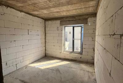 Casă cu 5 camere cu Teren 480 Mp în Bariera Vâlcii - 11