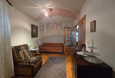 Casă cu 7 camere cu Teren 5175 Mp în Vințu de Jos - 6