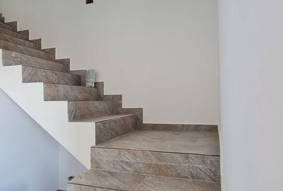 Casă cu 5 camere cu Teren 400 Mp în Adunații-Copăceni - 2