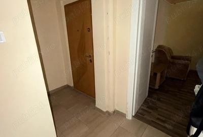 Inchiriez apartament - 2