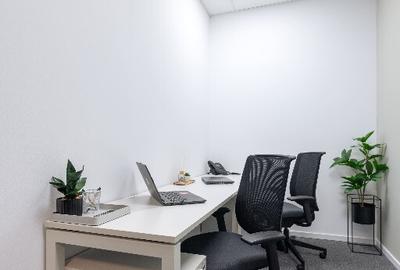 Spa?iu de birou privat pentru 2 persoane in Regus Iulius Centre - 13