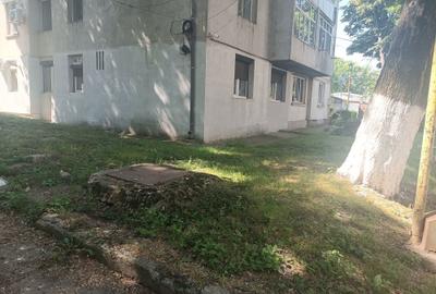 Apartament cu 3 camere decomandat în Caracal - 3