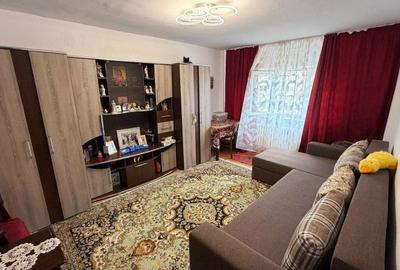 Apartament cu 3 camere decomandat în Cetate - 2
