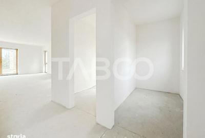 Casă cu 4 camere cu Canalizare în Între Lacuri - 17