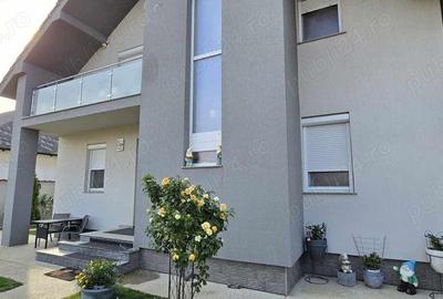 Casa 4 camere de vanzare, Sanmartin, zona str Carmel - 4