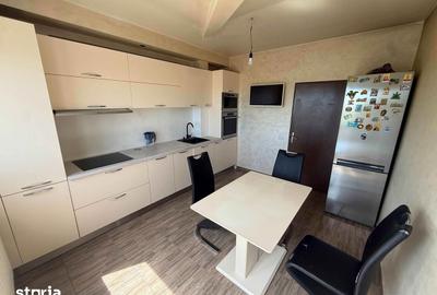 Apartament cu 2 camere decomandat, mobilat în Calarași 4
