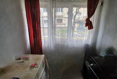 Garsonieră decomandată în Debarcader - 6