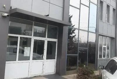 Casă cu Teren 1040 Mp în Central - 1