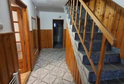 Casa de închiriat - 3
