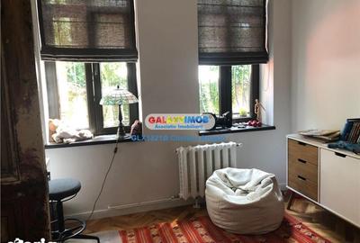 Casă cu 6 camere cu Teren 200 Mp în Central - 13