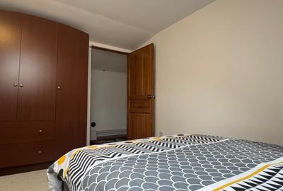 Apartament cu 4 camere semidecomandat în Schei - 11