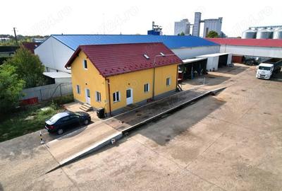 Spațiu comercial, de 207 mp, în Central - 9