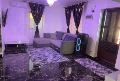 Casă cu 3 camere în Plătărești - 4