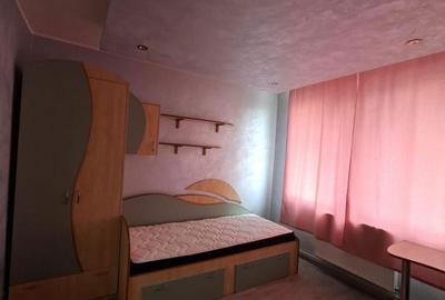 Apartament cu 3 camere decomandat în Sârbi - 2