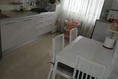 Casă cu 4 camere cu Teren 1200 Mp în Central - 4