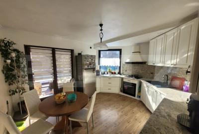 Casă cu 5 camere cu Teren 500 Mp în Central - 8