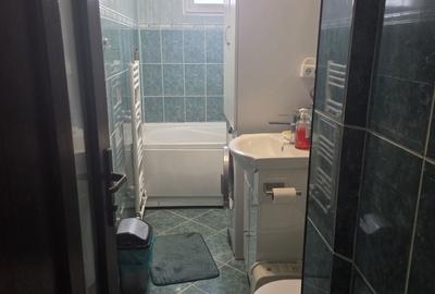 Apartament cu 2 camere semidecomandat în Craiovița Nouă - 4