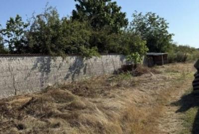 Teren de vanzare in Potigrafu, deschidere 9ml, 2500mp, 40.000euro - 4