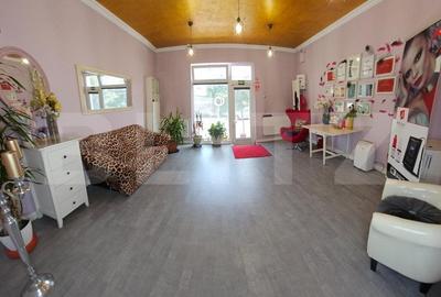 Casă cu 5 camere cu Teren 2400 Mp în Central - 10