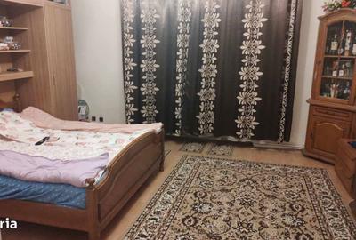 Casă cu 2 camere decomandat cu Teren 1134 Mp în Central - 4