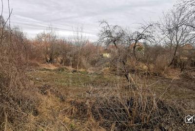 Casă cu 2 camere cu Teren 1547 Mp în Feleacu - 1