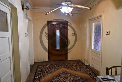 Casă cu 6 camere cu Teren 780 Mp în Central - 11