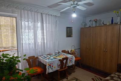 Apartament cu 2 camere decomandat în Central - 2