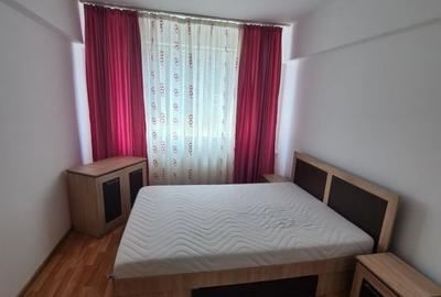 Apartament cu 3 camere semidecomandat, mobilat în Gorjului - 1