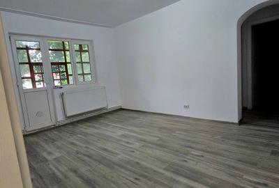 Parter, micro9 Târgoviște, str. Prof. A. Vasilescu ,vânzare apartament 2camere - 7