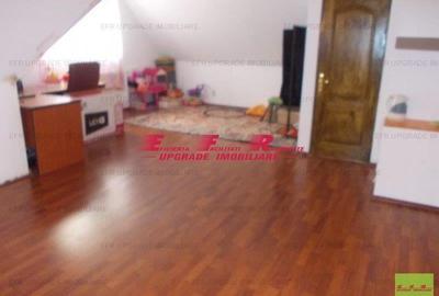 Vilă cocheta de vanzare ?n zona Sala Palatului - 4