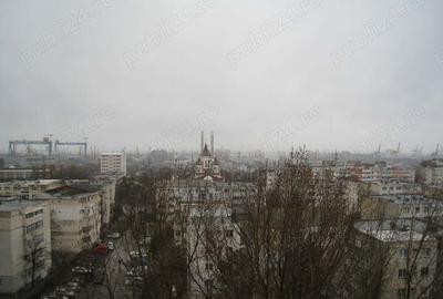 Apartament cu 2 camere decomandat în Abator