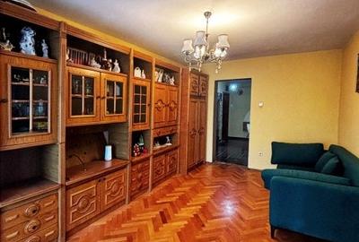 Apartament cu 3 camere semidecomandat, mobilat în Traian - 2