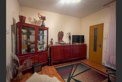 Casa 5 camere,2 garaje. - 3