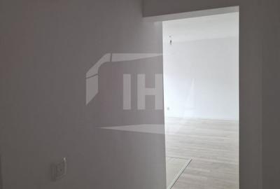 Apartament cu 3 camere, garaj - 4